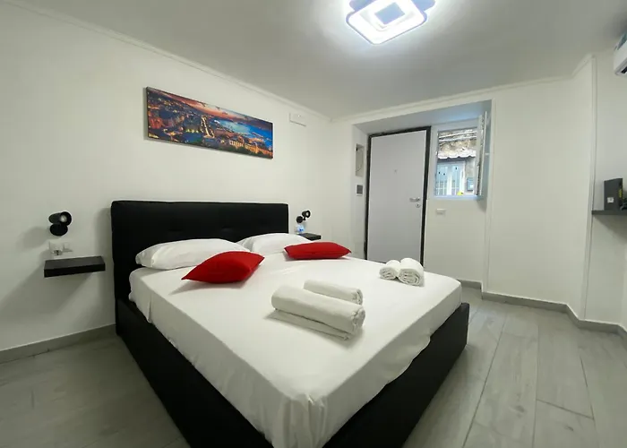 San Severo House * 나폴리